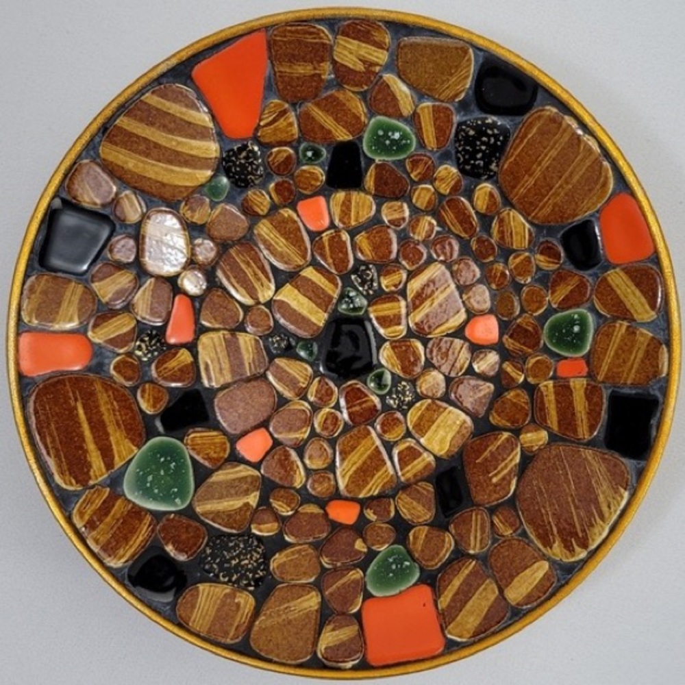 Vintage 1950’s MCM 10” river stone and ceramic tile bowl made in JAPAN original